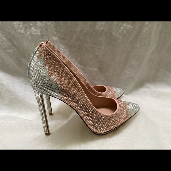 Enzo Angiolini “rockstar” Heels - Picture 7 of 11
